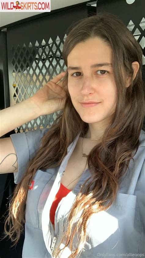 Allieoops Allieoops Cummanifesto Nude OnlyFans Instagram Leaked Photo 55