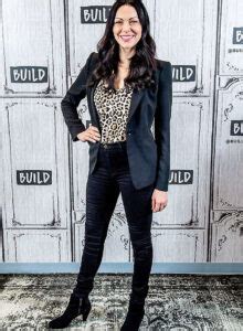 Laura Prepon Hot And Sexy Photo Collection Nude Leaked Diaries