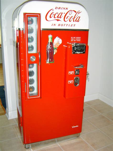 S Coca Cola Vendo Bottle Vending Coke Machine Artofit