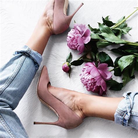 Туфли с цветами - фото 2024 года