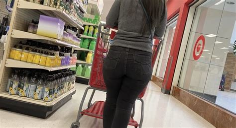 Perfect Latina Bubble In Jeans Pt Tight Jeans Forum