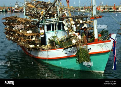 Thai Fishing boats Hua Hin Thailand crab lobster Stock Photo: 6667950 ...