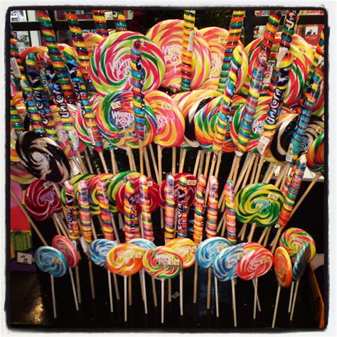 Colorful Lollipops for Entertaining