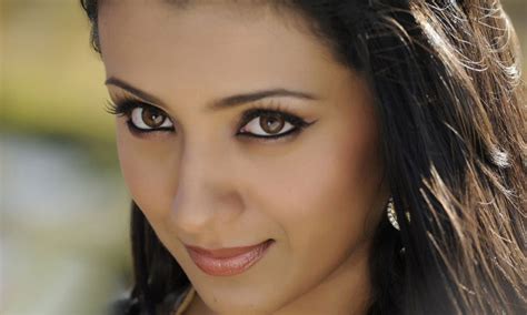 Picture 120127 Actress Trisha Stills In Bodyguard Movie New Movie