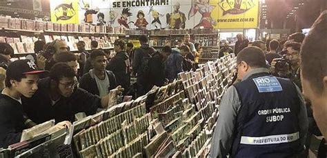 Un Beso Gay Entre Superh Roes Provoc Que Un Alcalde En Brasil Censurara A Marvel Alba Ciudad