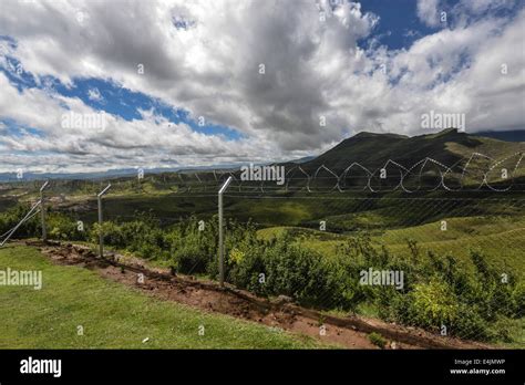 Monantsapas fenced border crossing between South Africa and Lesotho ...