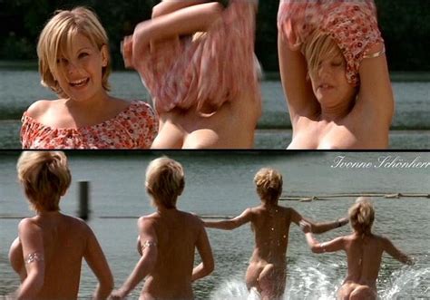 Naked Ivonne Schönherr in Berlin Berlin