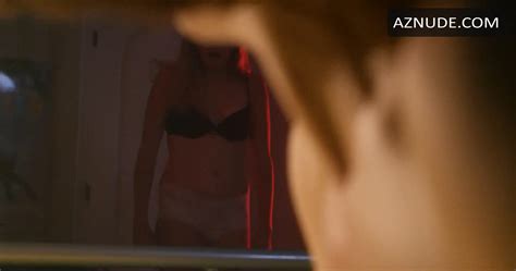 KAROLINA SAFRANKOVA Nude AZNude