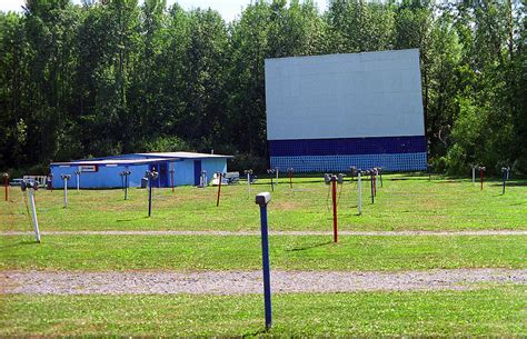 Auburn New York Drive In Theater 2005 3 Photograph By Frank Romeo