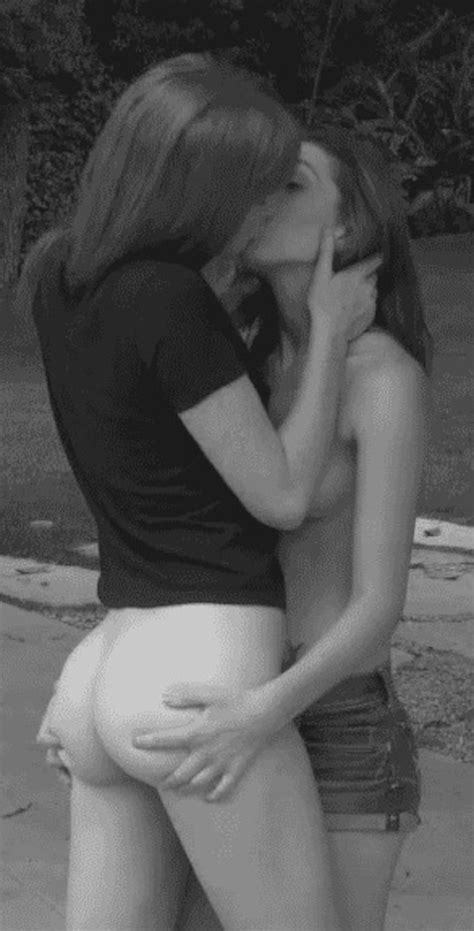 Lesbians Kissing And Groping Ass Black And White Elle Alexandra Kiera Winters