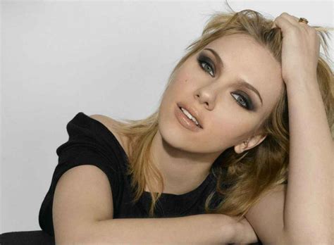 Scarlett Johansson Photoshoot for Saturday Night Live by Mary Ellen