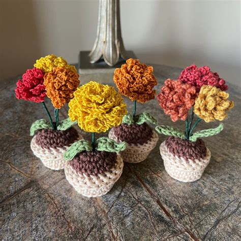 Mini Mums In A Pot Mini Flower Trio Single Mum Crochet Flowers Carnations Crocheted Flower