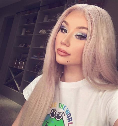 Iggy Azalea Speaks Out After Nude Photo Leak I Feel Blindsided