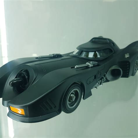 Коллекционная металлическая (Die Cast) модель Бэтмобиль 1989 1:18 ...