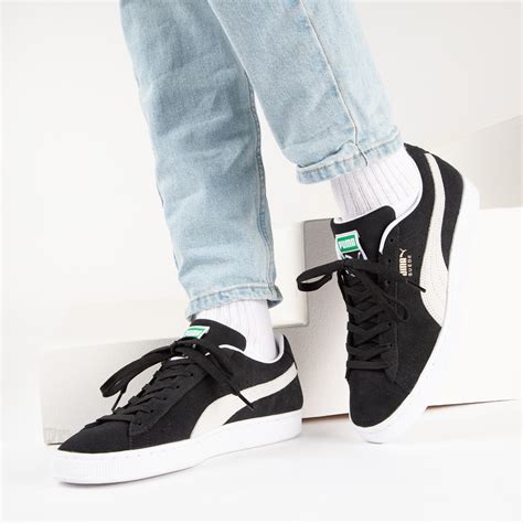 Mens PUMA Suede Classic XXI Athletic Shoe - Black | Journeys