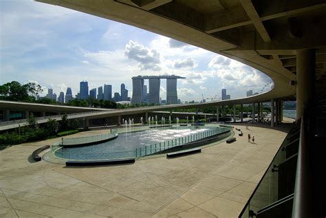 Marina Barrage - Tierra Design