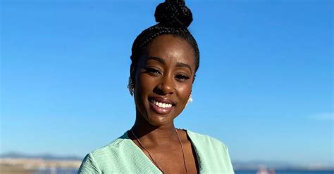 A Place In The Sun host speechless as buyers storm off midway through