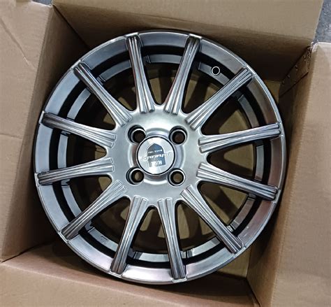 Новая машина — новые диски — Lada Калина 2 хэтчбек, 1,6 л, 2015 года ...