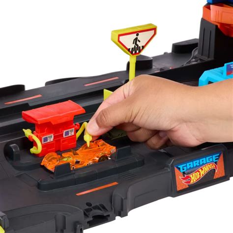 MATTEL Hot Wheels City Ultimate Garage óriás parkoló készlet iPon
