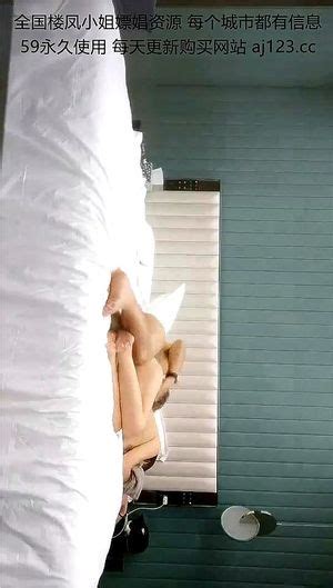 Assista 中国 颜值很高的美女主播一个人在家精彩大秀直播诱惑狼友淫声荡语互动撩骚完美好身材揉奶玩逼 中国 人妻 直播 Porn SpankBang