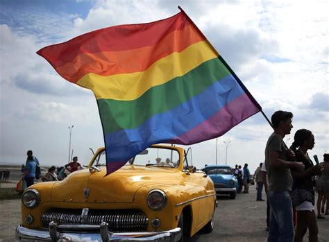 Cuba anuncia nuevo hotel LGTBI en medio de polémica por desfile gay cancelado Tu Derecho a Saber