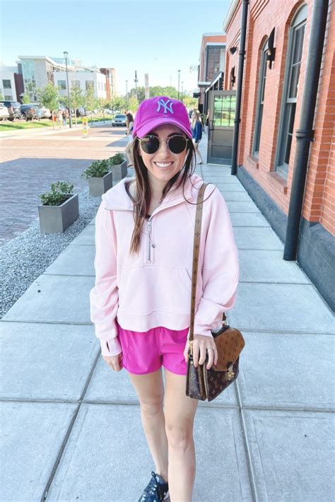 Lululemon Hotty Hot Shorts Review