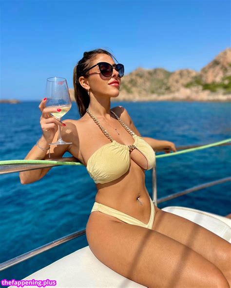 Maddalena Cabizzosu Madame X X Madamex Nude Onlyfans Photo