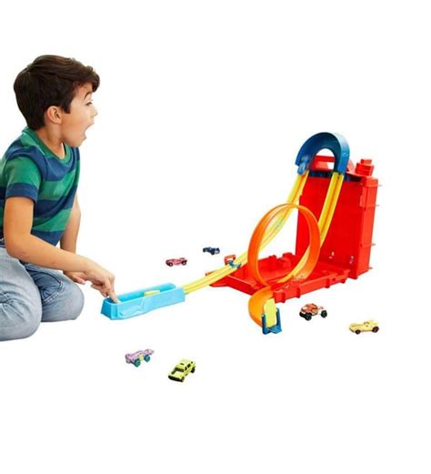 Hot Wheels Track Builder Unlimited Benzin Bidonu Akrobasi Seti HDX78