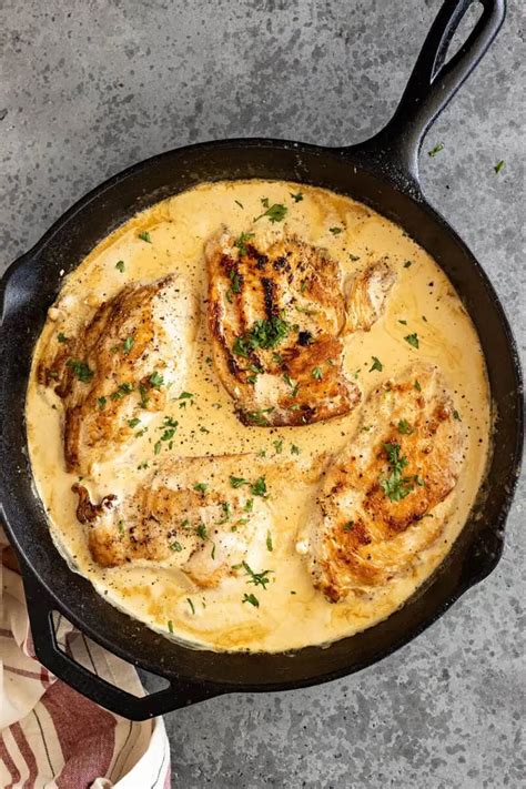 Creamy Garlic Chicken - Countryside Cravings