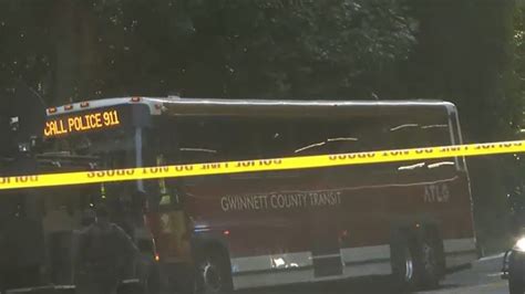 1 Person Dead After Multi County Chase Of Gwinnett Transit Bus Police