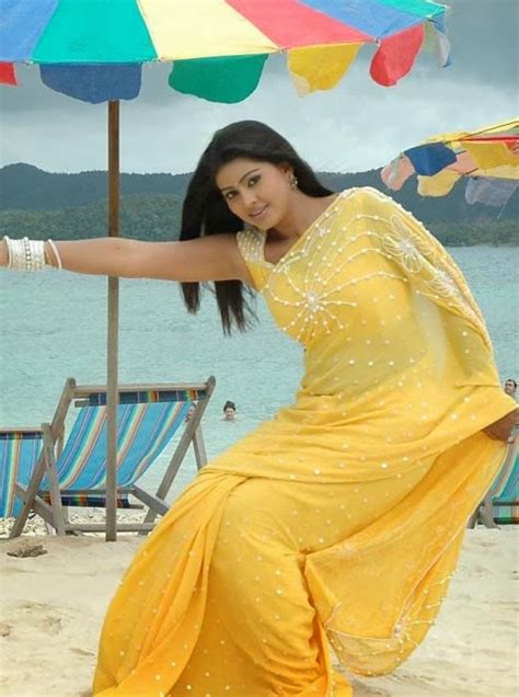 Sneha Hot Saree Stills Latest Movie Updates Movie Promotions Branding Online And Offline