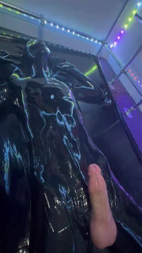 Gay Latex Vacbed Jerk Off Thisvid