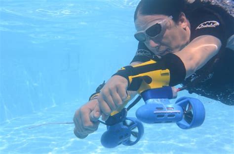 The x2 Sport Underwater Jet Pack | Indiegogo | Underwater, Jetpack ...