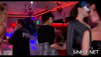 Seductive Dancing With Takingly Beautiful Women XVIDEOS