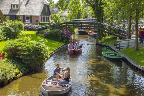 20 Unbelievable Travel Myths That Are Actually True!