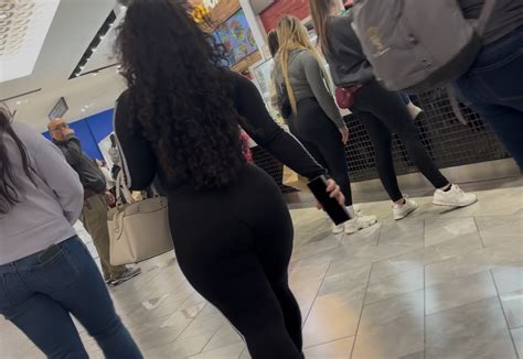 Latina Nerd Bubble Ass Spandex Leggings Yoga Pants Forum