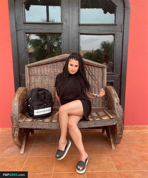 Rozzzywow Aria Caroll Ariatits Donna Rozza Bboobscarol Rozzzywow Nude Leaked Onlyfans