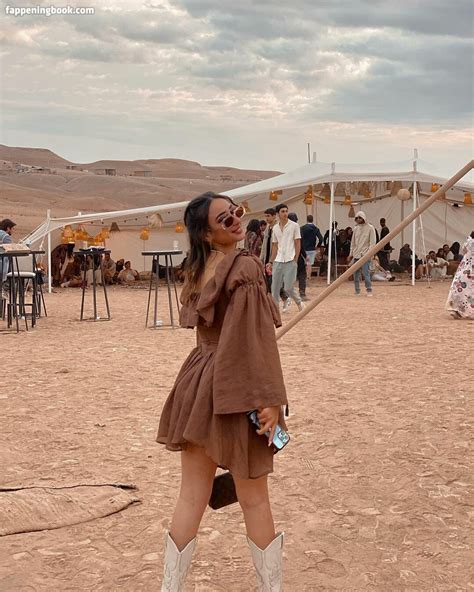 Lina Moumni La Reina Lina Nude OnlyFans Leaks Fappening FappeningBook