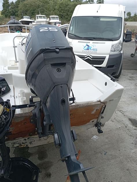 Vente Yamaha F25AET occasion Moteur de Bateau Hors Bord en Finistère