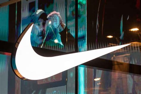 nikes stock pops  beating wall street expectations