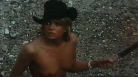 Naked Monica Marc In Liebesmarkt