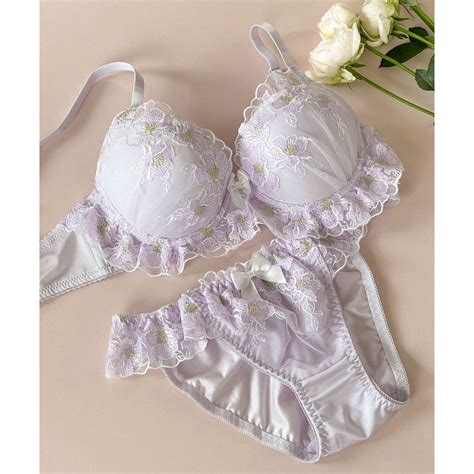 フランデランジェリー fran de lingerie 新作続々 ペアブラジャー ペアブラジャーワイヤー有り ブラジャーショーツセット返品不可商品 他 ファッション通販
