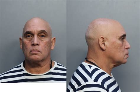 Dejesus Carlos Miami Dade County Mugshots Zone