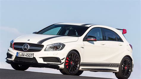 Mercedes A45 Amg Edition 1 Im Fahrbericht Neuer Kompaktsportler Mit Stern Auto Motor Und Sport