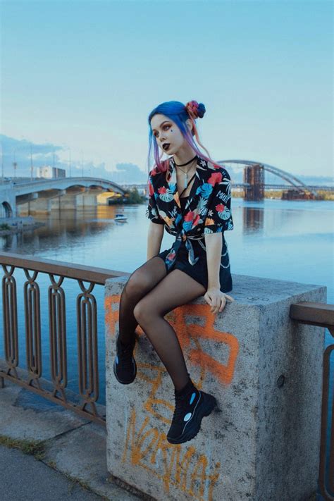 Охікольтівна🇺🇦😈Неоновий Деган🗿 on Twitter: "Пощу ці старі фото в якості ...