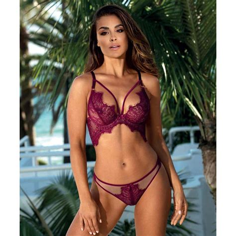 String Bordeaux Axami Lingerie Fitancy