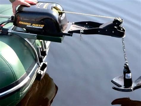 Врезной бардачок для катера - 85 фото