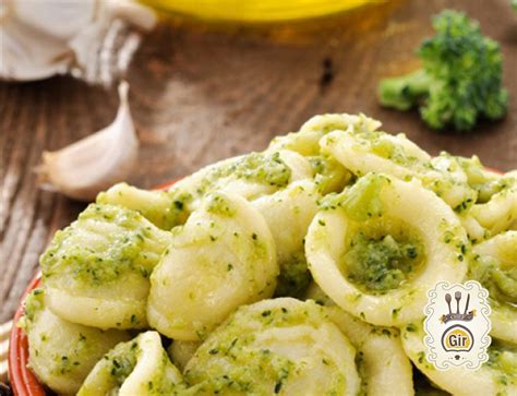 Orecchiette Con Broccoletti E Pomodorini Chef Gir Ricette E Videoricette