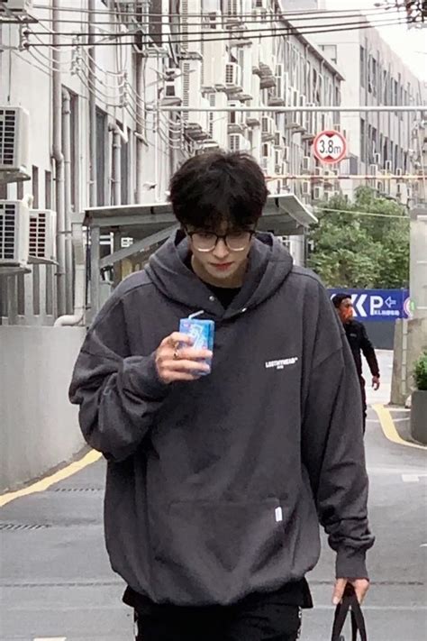 G E O R G I A N A Korean Street Fashion Men Trendy Boy Outfits