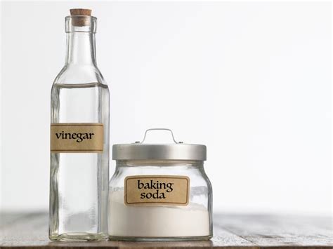 baking soda  vinegar  great cleaning agents